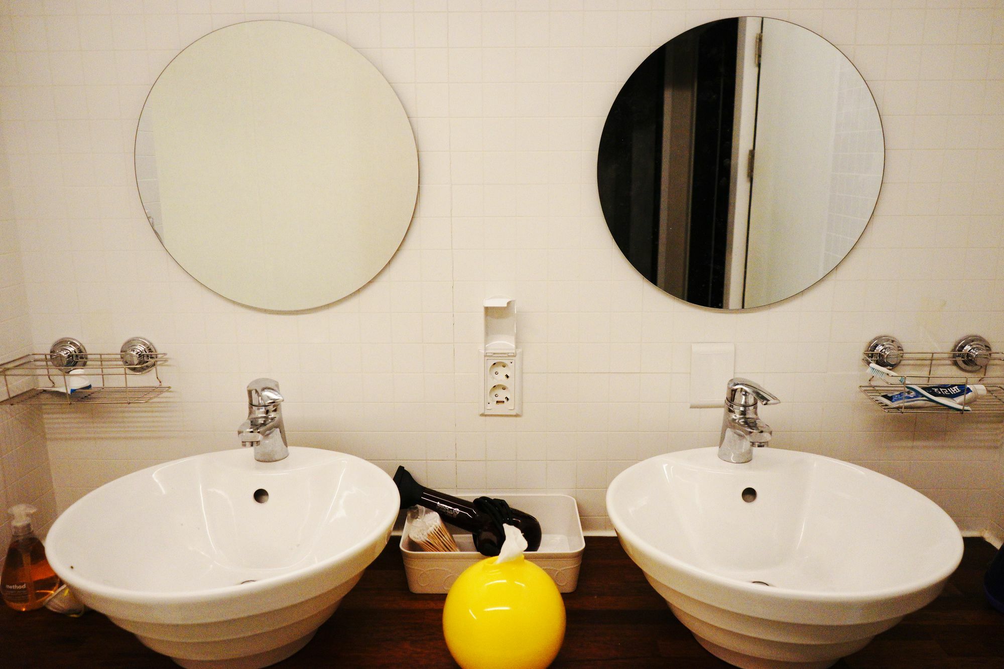 Onna Guesthouse แทกู ภายนอก รูปภาพ